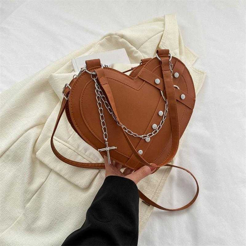 Peach Heart Rivet New Trendy Fashion Personality Spicy Girl Chain Handheld Cross Shoulder Underarm Love Bag for Women