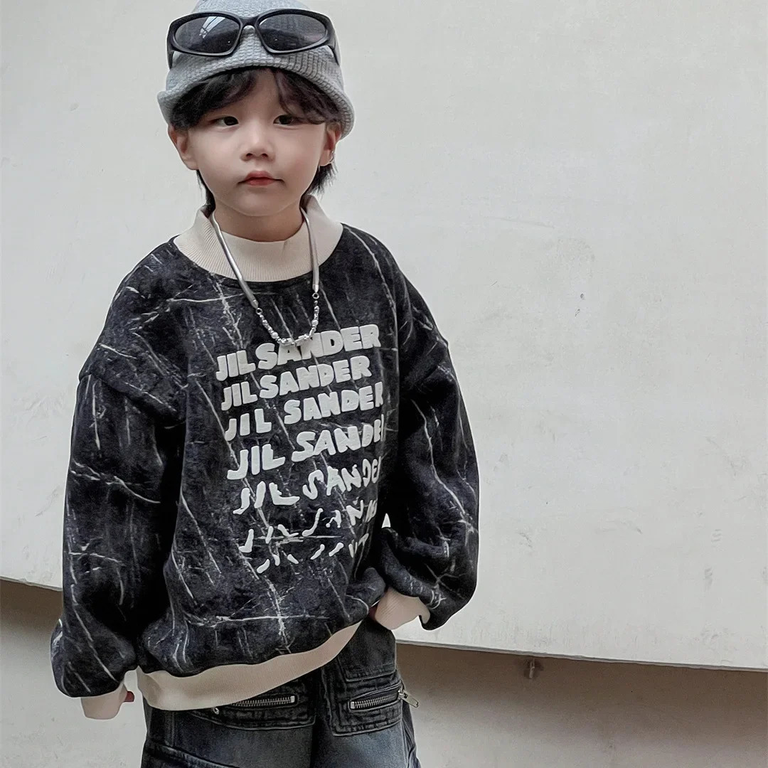 Childrens clothing casual wool thick hoodie winter boy and girl letter printing loose personality zipper 241210