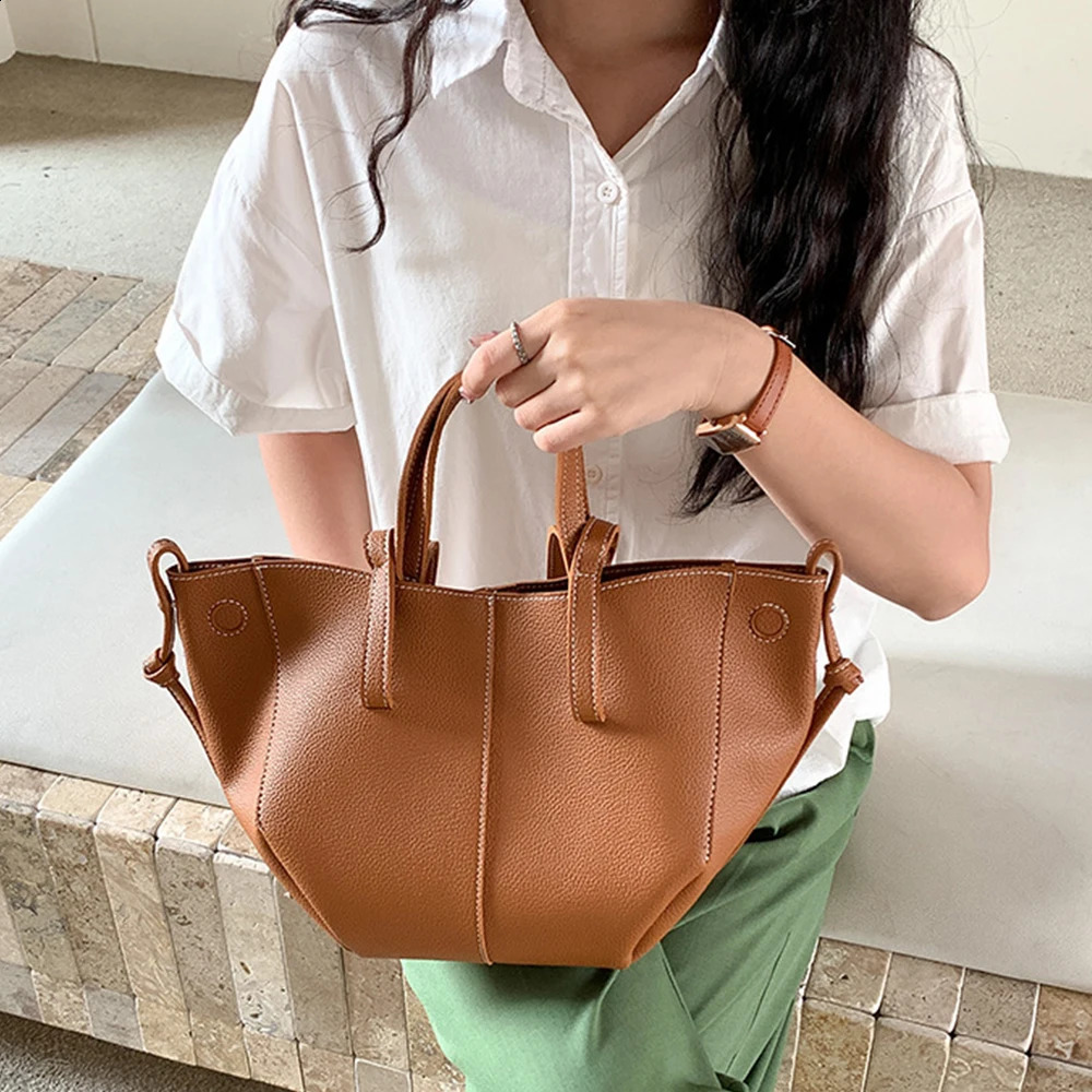 Big Soft PU Leather Handbag Lichee Pattern Womens Shoulder Bag Womens Handbag Quilted Shopping Bag 241210