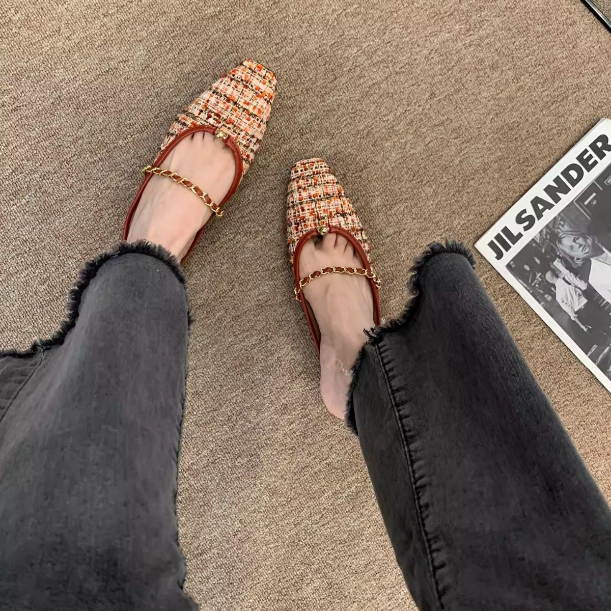 2025 S Fashion Designer Women Slippers France Gentle Style Outerwear New Version Mary Jane Shoes Slip On Black White Red Free Shipping