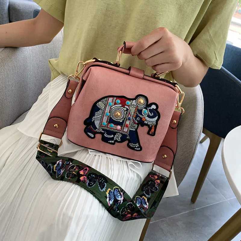 High Quality Designer brand cross body elephant embroidery womens leather handbag messenger money bag T241210