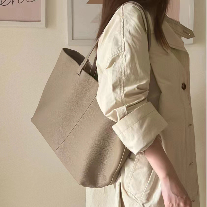 OLOEY Premium Cowhide Leather Shoulder Tote - Durable and Stylish Commuter Shopping Handbag with Ample Space