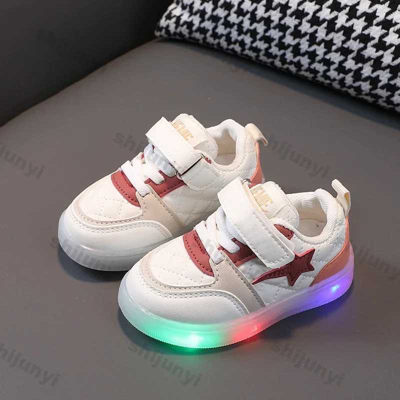 Childrens Leather Sneakers Boys Fashion Lighted Sport Shoes Boys Casual Anti-slip Kids Board Shoes Outdoor Glowing Running ShoeXJ241209