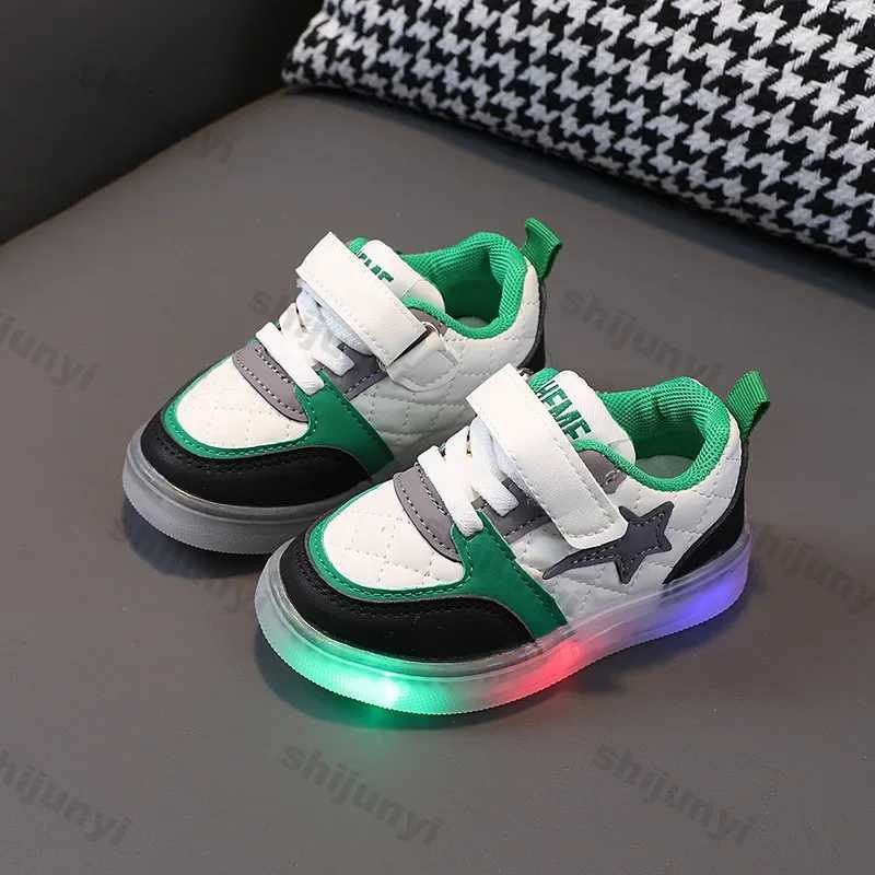 Childrens Leather Sneakers Boys Fashion Lighted Sport Shoes Boys Casual Anti-slip Kids Board Shoes Outdoor Glowing Running ShoeXJ241209