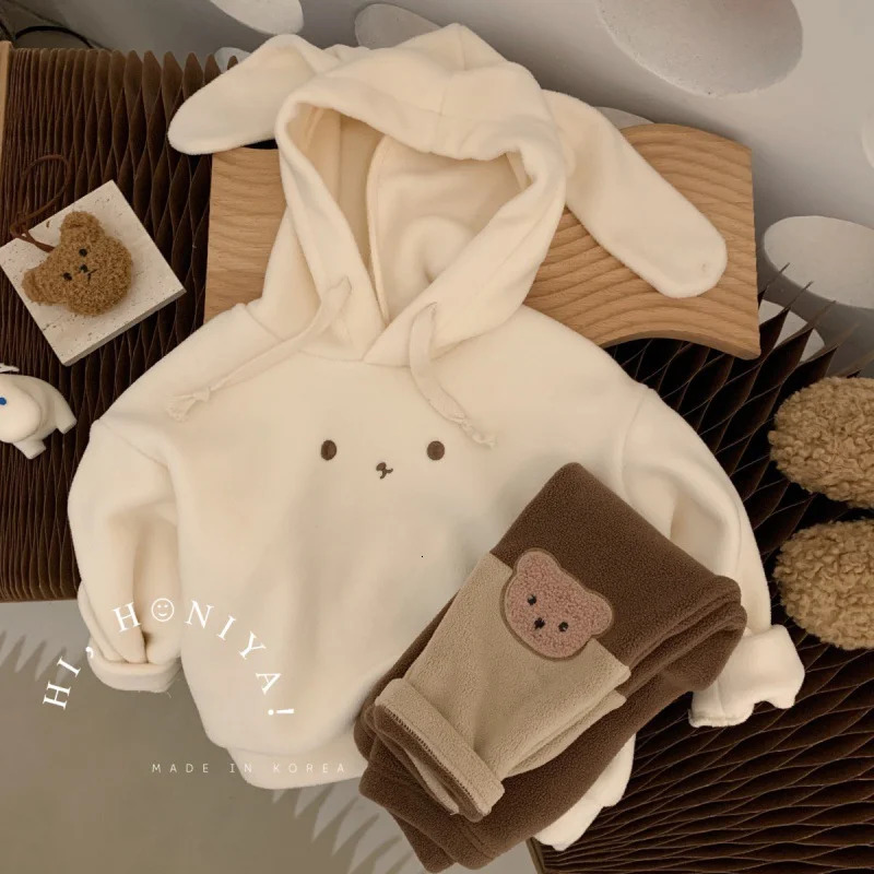 Girls hoodies sweaters cotton tops coats spring and autumn season windproof childrens clothing high-quality youth and childrens clothing 241210