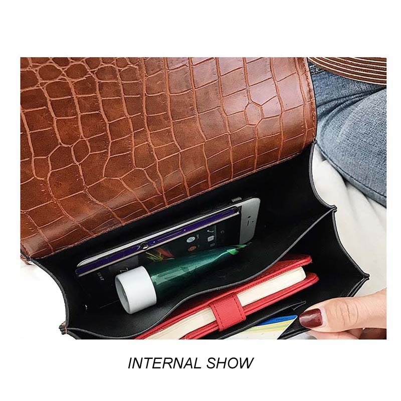 Trendy and fashionable women trend s patterned trend shoulder hardware chain with color block crossbody bag retro designer crossbody bag trendy should