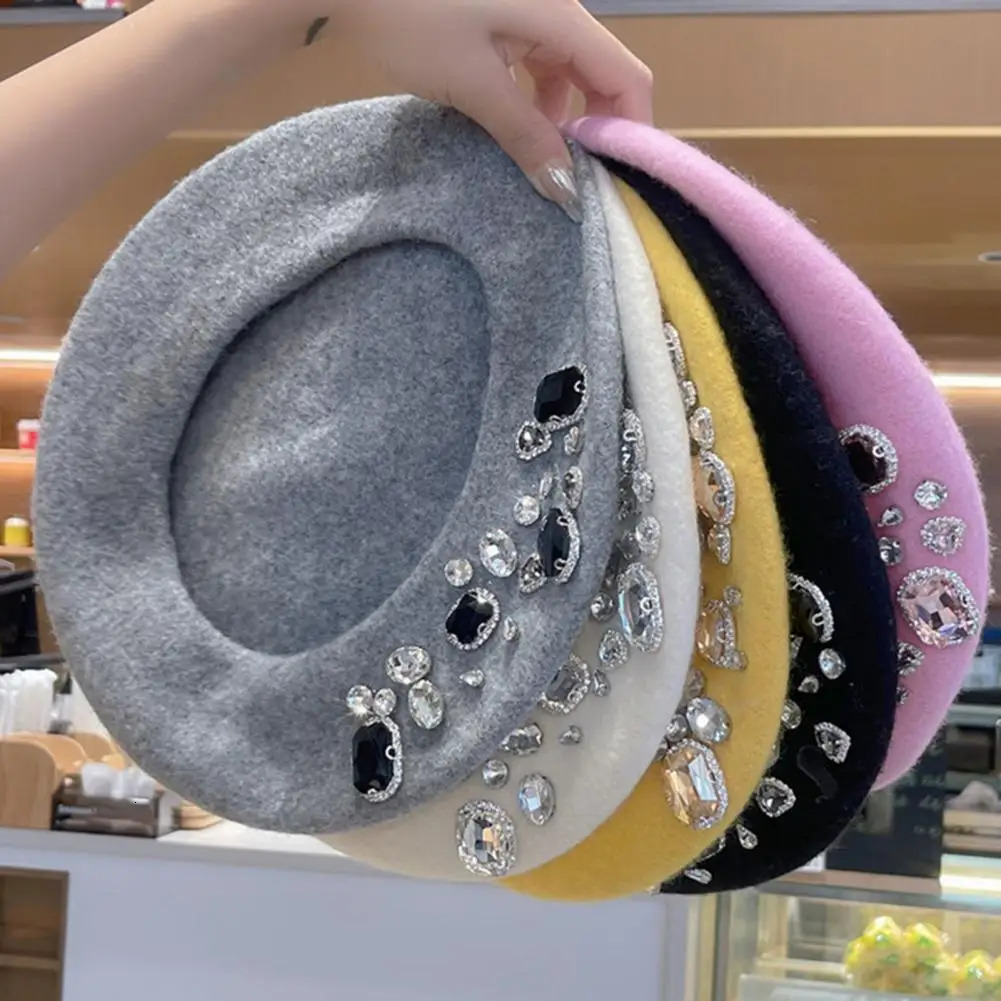 Fashionable womens winter hat with rhinestone decoration soft French style womens winter hat 241209