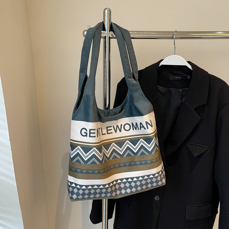 2025 new Ins large capacity tote new summer canvas Thai niche letter casual shoulder bag