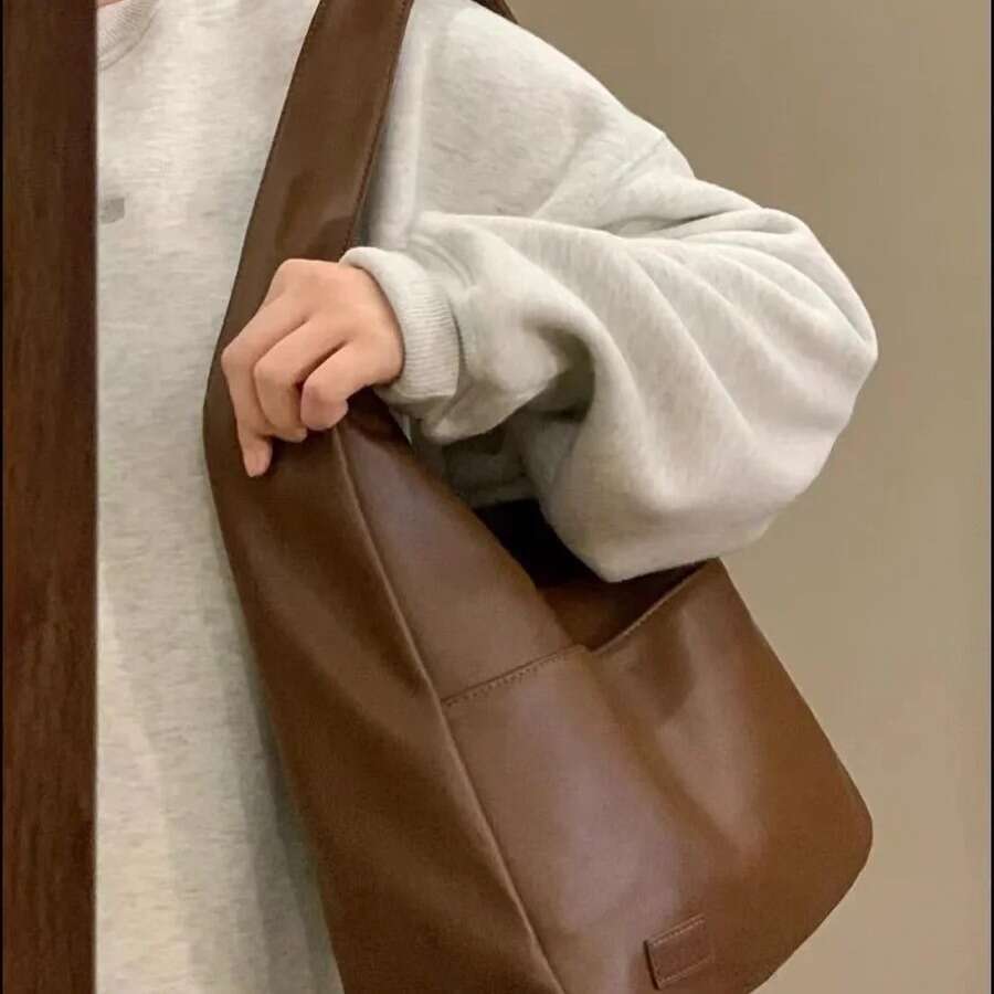 Wholesale Large Capacity New Autumn And Winter Soft Leather Bucket Commuting Tote Bags, College Student Shoulder Bags B4