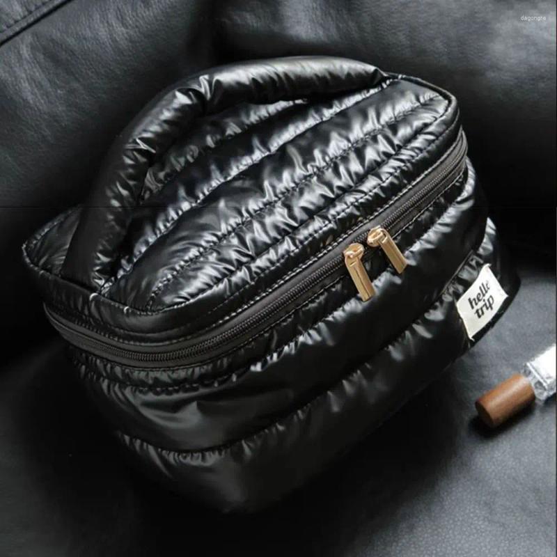 Cosmetic Bags Fashion Large Capacity Makeup Bag Travel Organizer Portable Multifunctional Storage Washbag