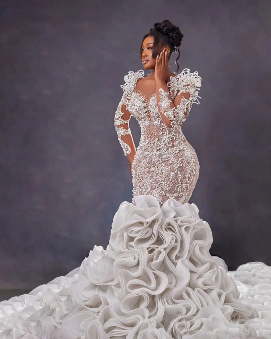 2024 Luxurious Mermaid Wedding Dress For Bride Bridal Gowns Long Sleeves Appliqued Beaded Lace Pearls Crystals Ruffled Wedding Gowns for Black Women M