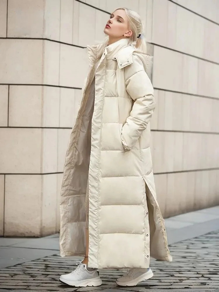 2023 Xlong hooded Parkas fashionable winter jacket for womens casual thick cotton windproof and warm quilted 241212