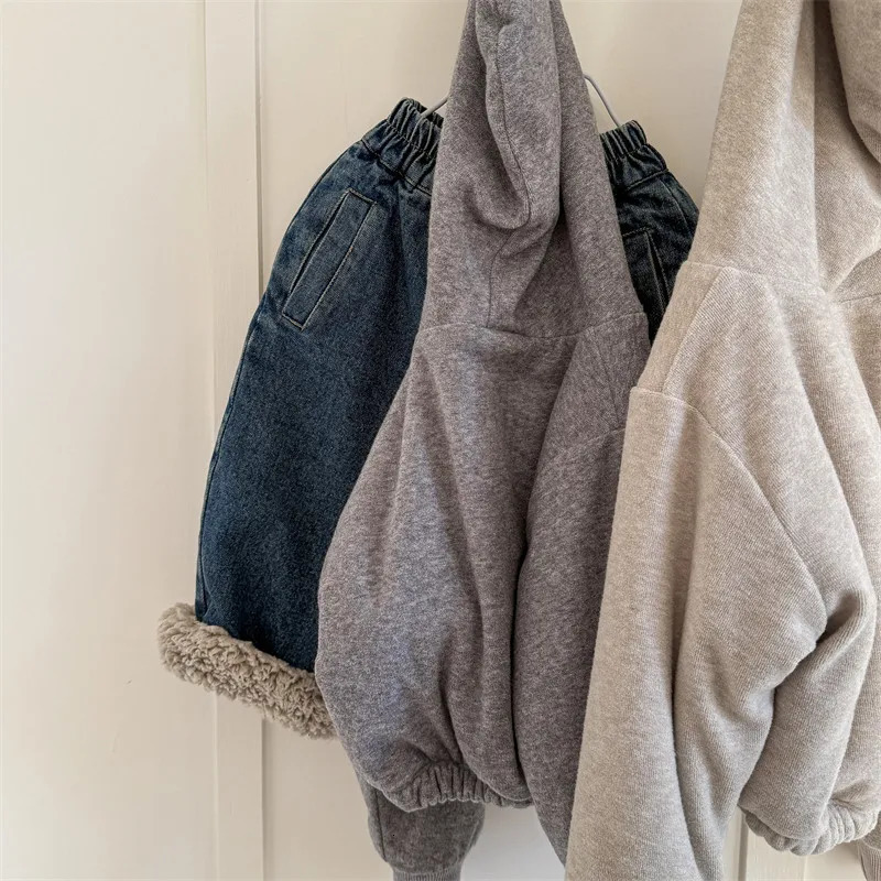 Winter Childrens Wool Hoodie for Babies and Girls with Velvet Thick Cartoon Printed Zipper Childrens Casual Hoodie 241210