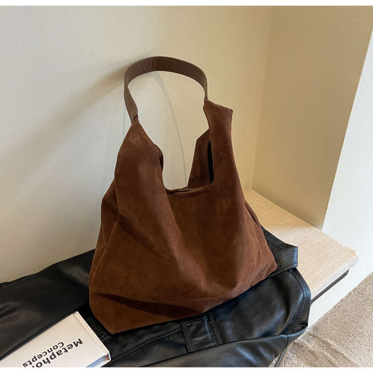 Designer's bag Frosted Vintage Women's Large Capacity Shoulder Bag Solid Color Simple Casual Commuter Bags Autumn Retro Hot Selg