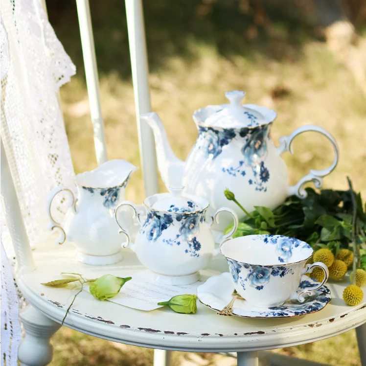 Blue and white new porcelain coffee and tea pot set ceramic cup with tray gold edge design Chinese milk W241210