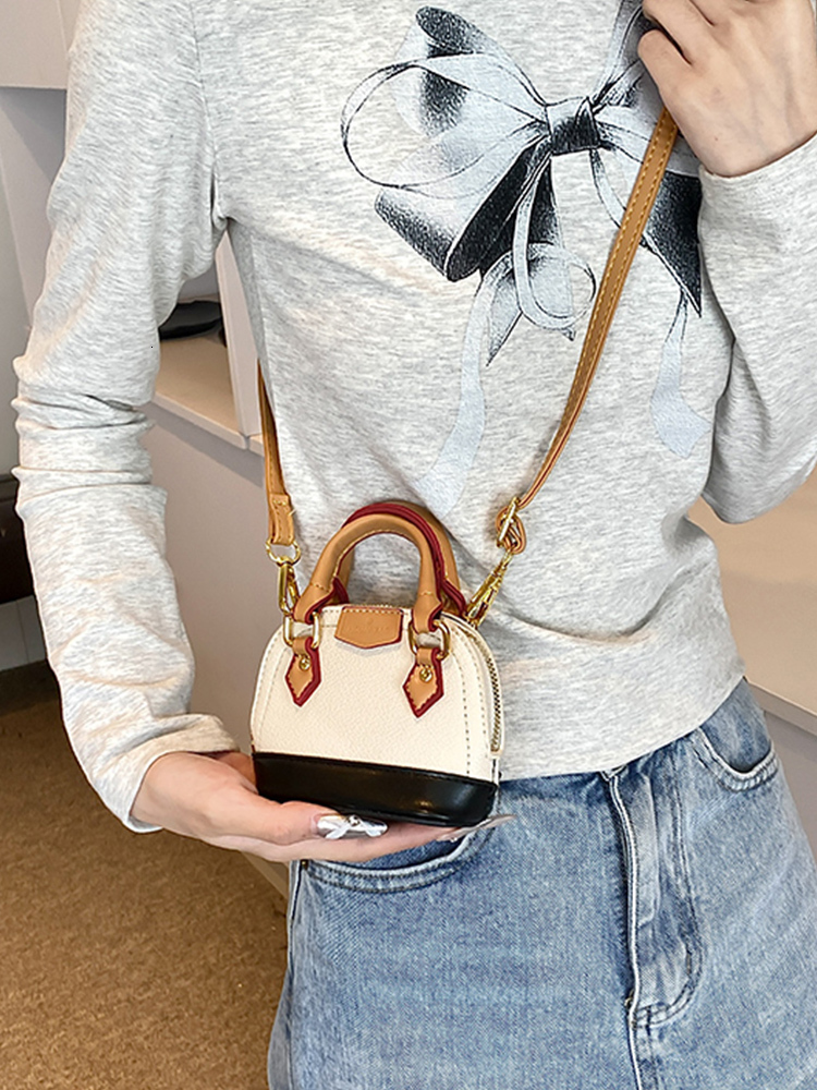 2025 New Outdoor Style Luxury Free Delivery Designer Bag Ladies' Mini New PU Leather Zipper Bag Fashion Designer Lipstick Earphones Coin Wallet T