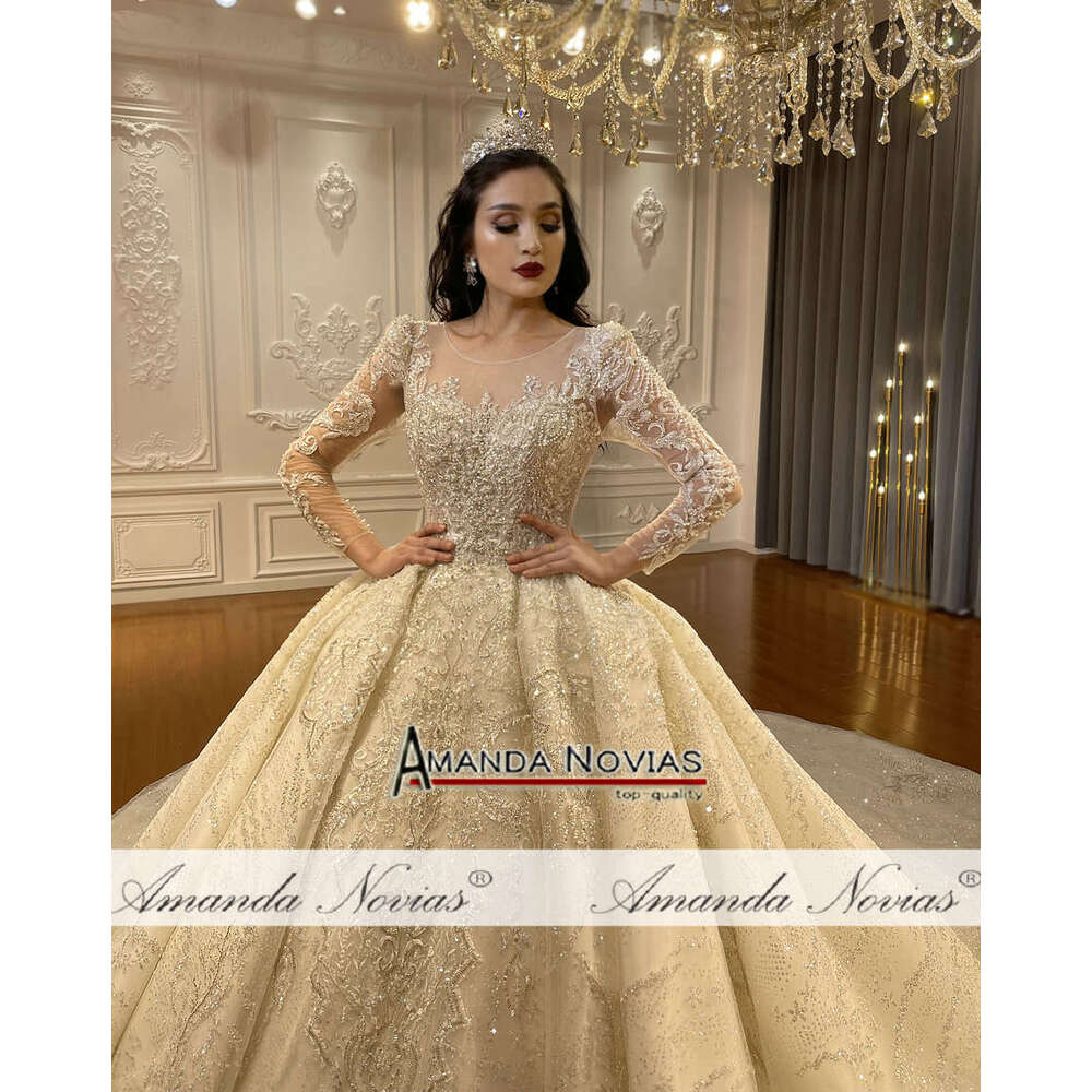 Customized Real Photos Lace Appliques Wedding Dress