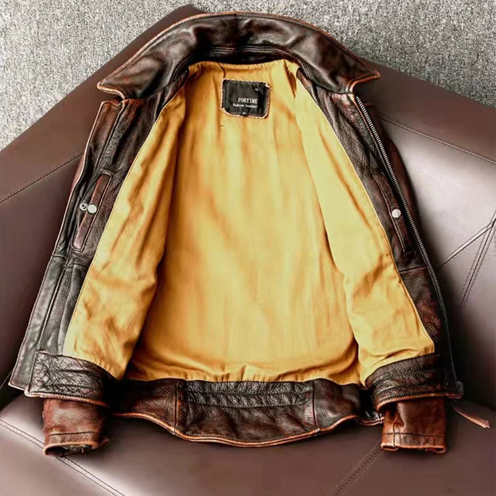 Men Leather Jacket Swallow Tailed Vintage Motorcycle Top Cowhide Coat Male Biker Clothing 241209