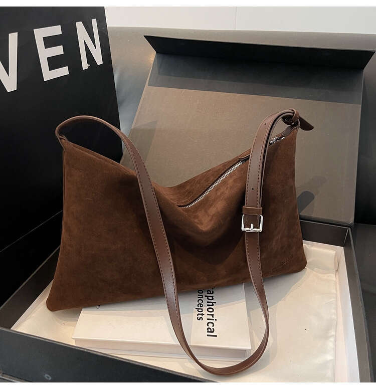 Designer's bag This Year New Lazy Style Retro Single Shoulder Underarm Minimalist Tote Large Capacity Commuting Bag Crossbody Bags