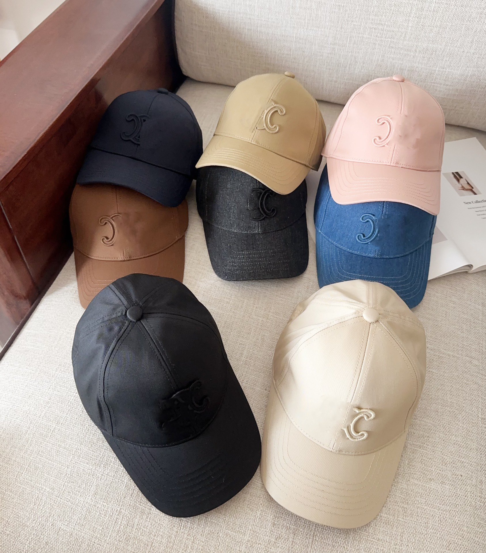 Designer baseball cap skullcap Fashion Knit cap Casual Cape All Sun Sun Hat Retro classic C women's cape Very Good