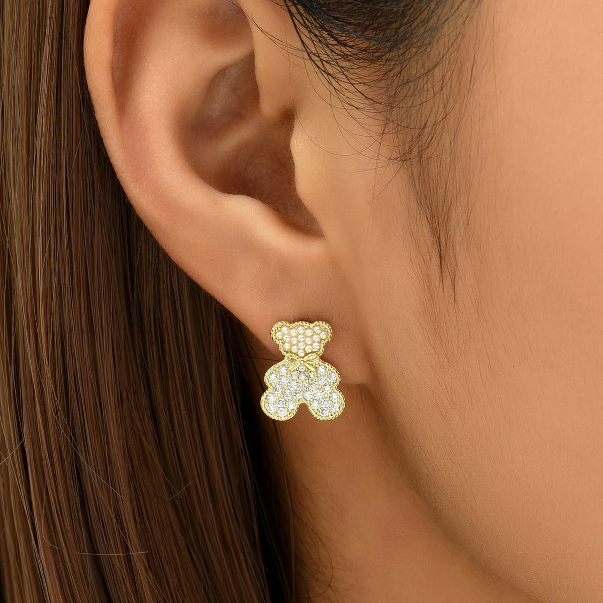 JF Super Flash Exquisite Micro Inlaid Zircon Pearl Cute Bear rens Fun Earrings 241209