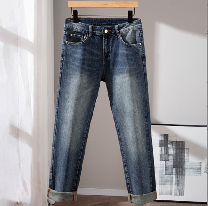 Autumn New Mens Washed Destroyed vintage men's straight classic Skinny Slim Ripped Casual Trousers Casual classic jeans