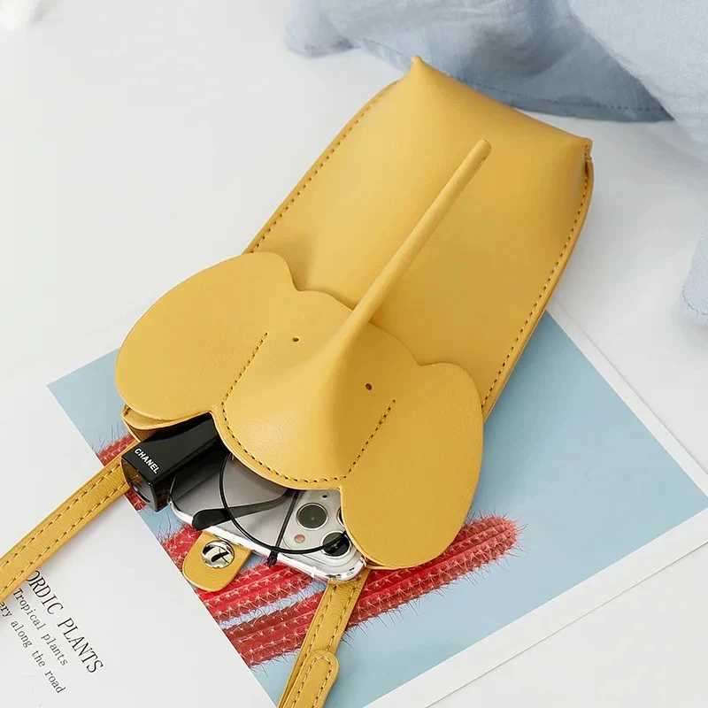 New womens Pu leather handbag fashionable womens shoulder bag portable mobile phone wallet cute cross shaped bag Z241210