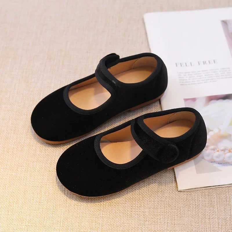 New 2024 Autumn Children Princess Shoes Girls Ballet Flats Fashion Concise Sle velvet Shallow Elegant All-match Kids FlatsXJ241209