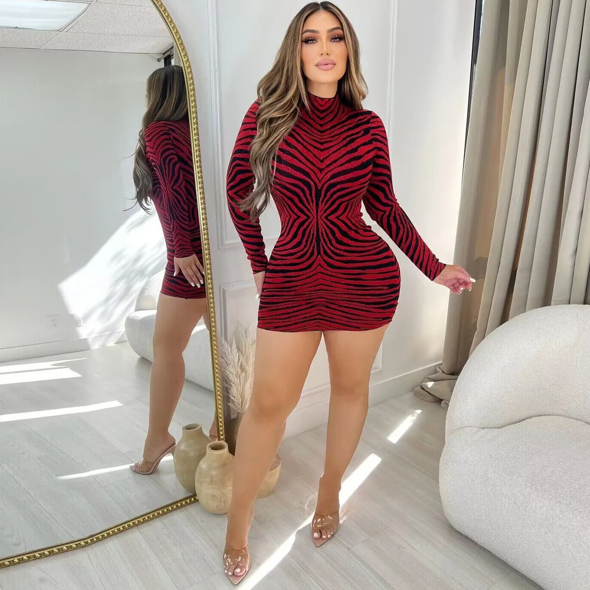 autumn and winter mini skirt fashionable printed tight fitting suitable for high neck long sleeved short onestep skiing 241209