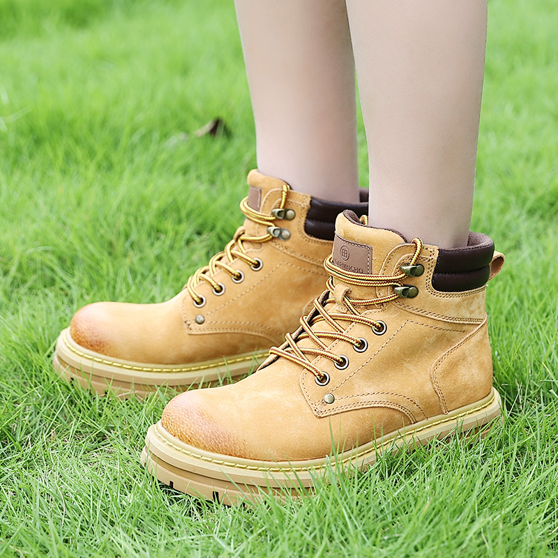 Classic Chic Martin Boot Design Comfortable & Sleek Footwear