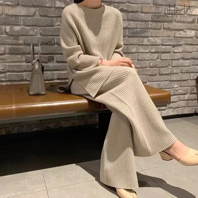 Fashionable Agereducing 2piece Set Womens Knit Sweater Bell Bottoms Idle Stylesuit Autumnwinter Arrival 241209