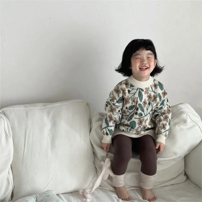 Winter Korean Childrens Girls Pullover Sweater Jacquard Retro Knitted Warm Childrens Girls Sweater Baby Knitted Top 241210