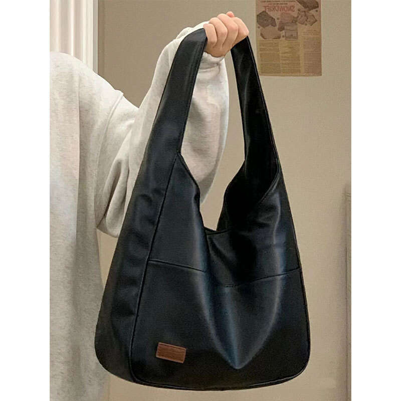 Wholesale Large Capacity New Autumn And Winter Soft Leather Bucket Commuting Tote Bags, College Student Shoulder Bags