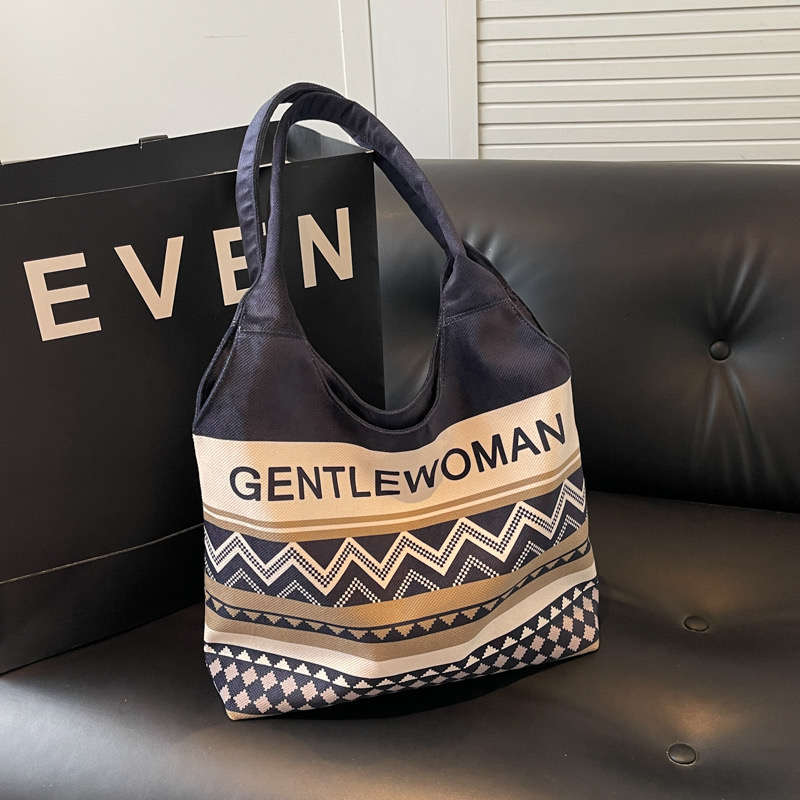 2025 new Ins large capacity tote new summer canvas Thai niche letter casual shoulder bag