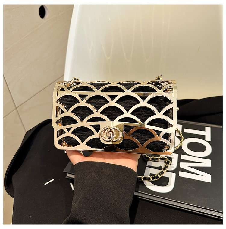 2024 New Metal Fashion Hollow Personalized Banquet Single Cross Shoulder Small Fragrant Style Women's Bag