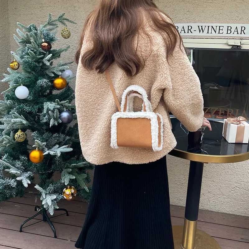 Winter Lambswool Handbag Designer Small Soft Plush Cross Body Bag Womens Fashion Wide Shoulder Strap Womens Shoulder Bag Mini Bag Z241210 - view 3