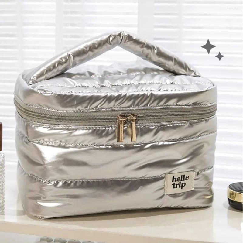 Cosmetic Bags Fashion Large Capacity Makeup Bag Travel Organizer Portable Multifunctional Storage Washbag