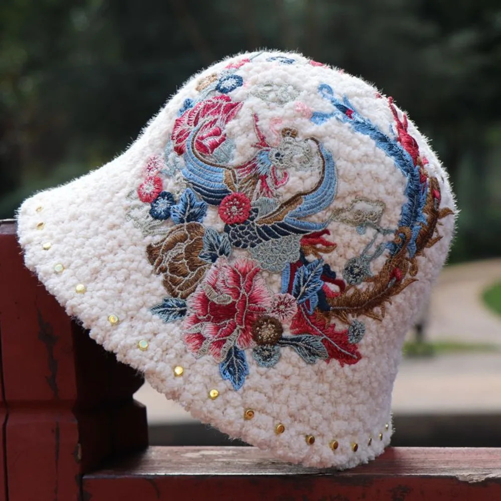 Womens hats womens hats winter protection embroidery ethnic style streetwear warmth windproof fashionable retro 241209