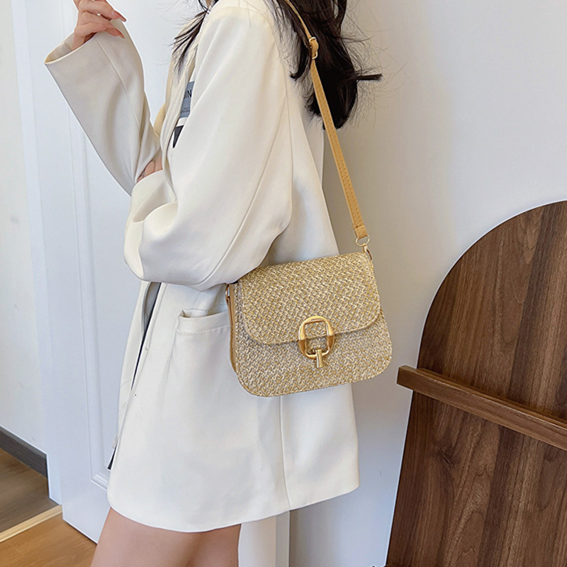 New fashion straw crossbody bag casual travel beach designer shoulder bag designer flip up women s handbag bag