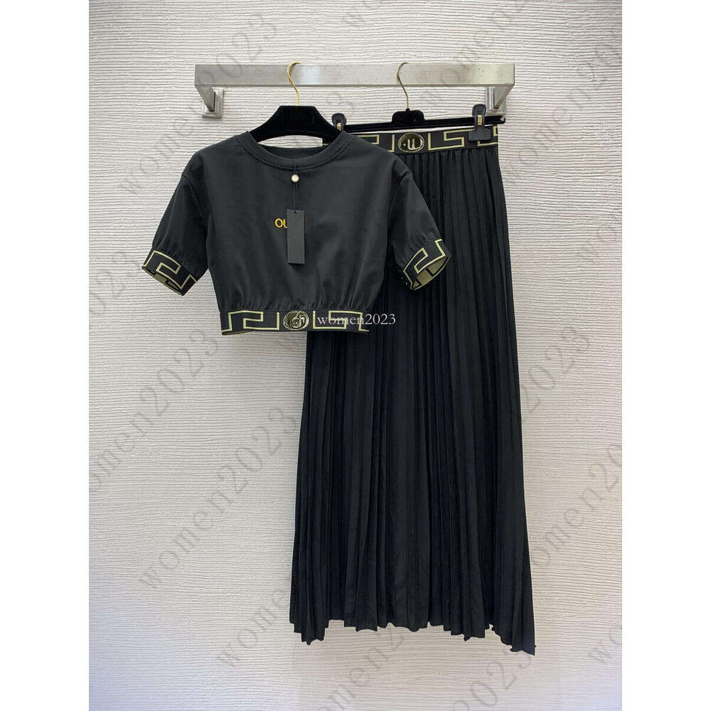 Women skirts suit Designer Short t-shirt two-piece tshirt brand woman dress set Women Fashion skirts casual short sleeves shirt long skirts 2pcs Dec 10