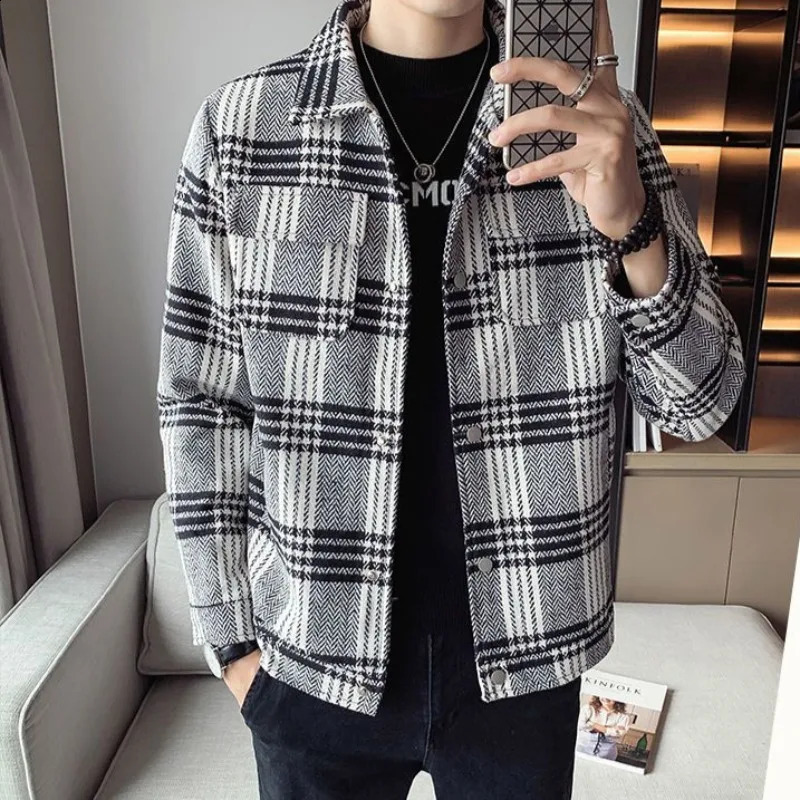 Man Coat Plaid Wool Blends Winter Sales of Short Slim Fit Jacket for Men Korean Reviews Many Harajuku y ner Trendy 241210