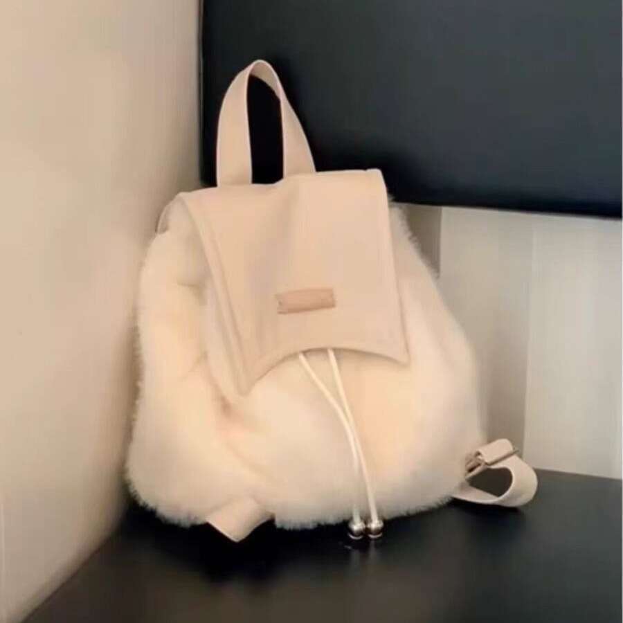 Small niche autumn and winter bag for women 2024 new high-end style spicy girl plush student furry backpack