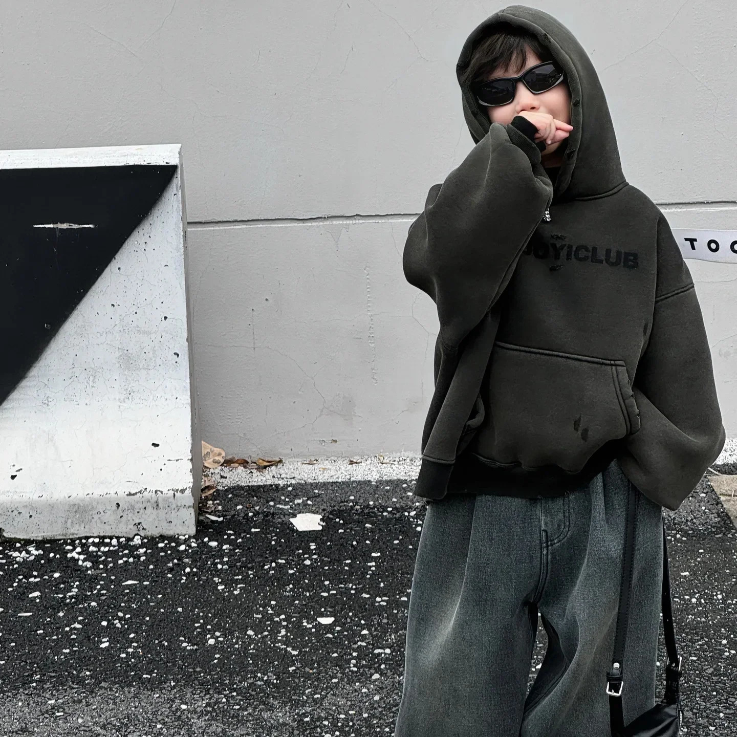 Childrens Clothing Fashion All Match Pullover Top Winter Boys Handsome Retro American Printed Wool Loose Hoodie 241210