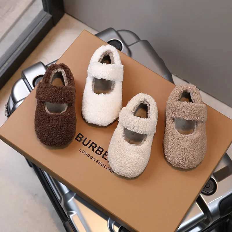 2024 Winter New Fur Cover Toe Light Warm Kids Casual Shoes Children Flats Plush Warm Non-slip Leisure Comfy Boys Girls ShoesXJ241209