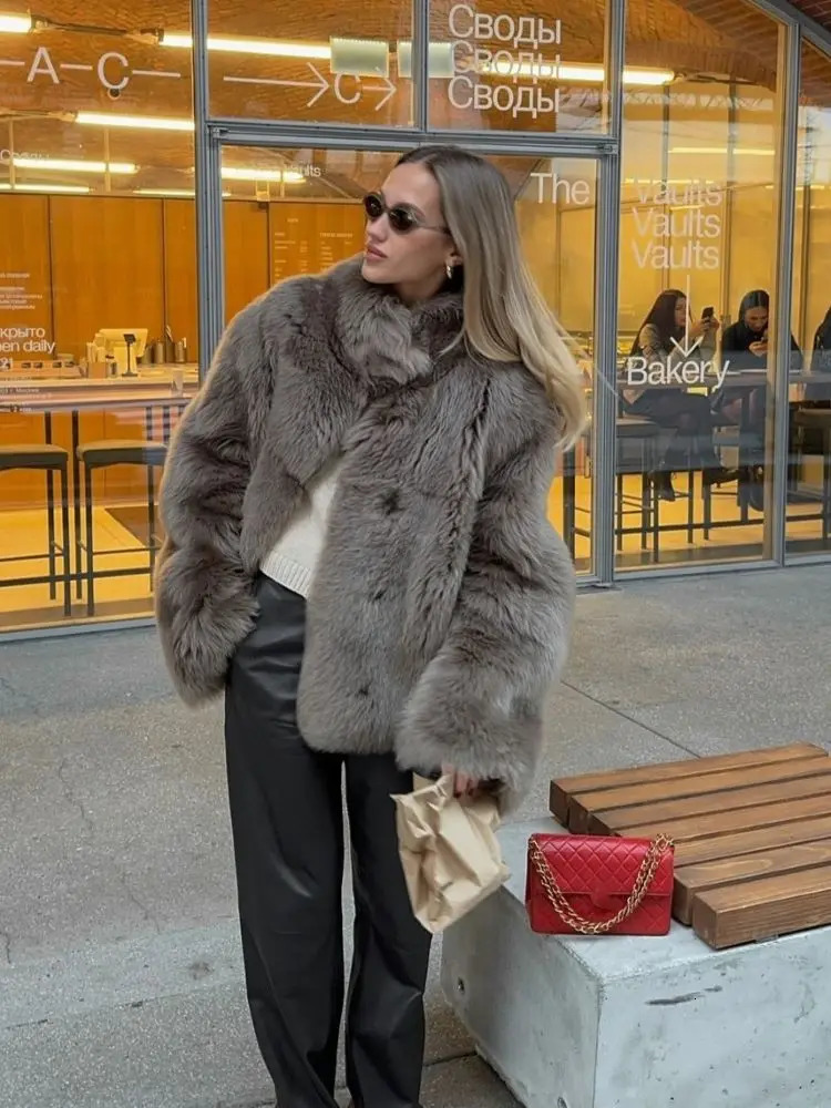 Winter chic thick warm fluffy fur jacket classic long sleeved solid color lapel cardigan 2024 womens street 241209