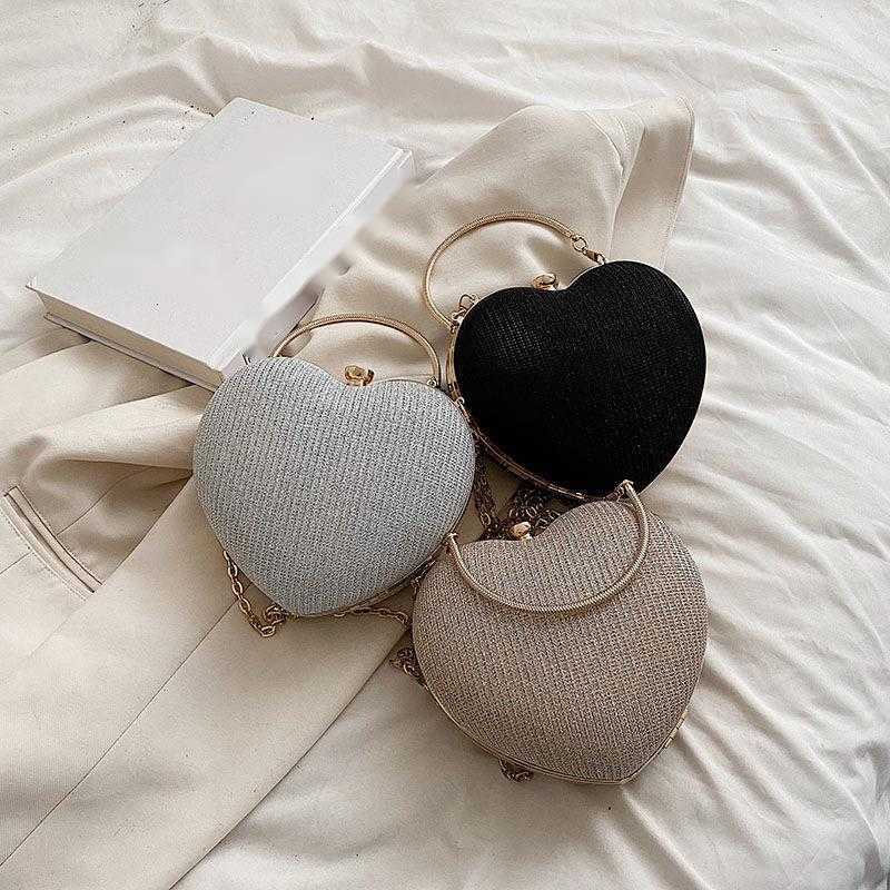 Small bag Womens new fashion portable heart bag Western chain single shoulder messenger bag net red mouth red bag