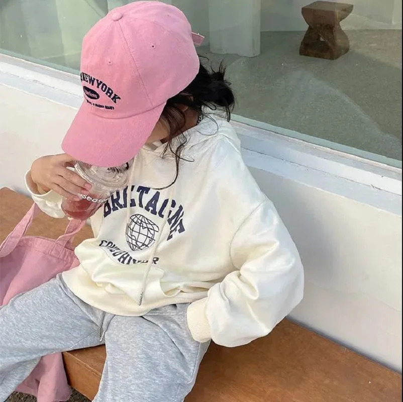 Spring and Autumn Girls Cotton Loose Letter Sports Jacket School Childrens Track Zipper Hoodie Top Childrens Training Parachute 2-14 Years 241210