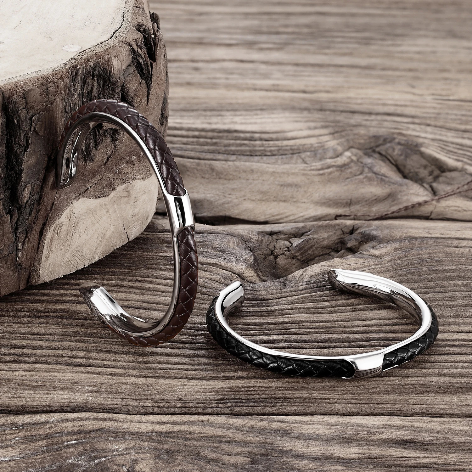 Charming mens hand woven leather bracelet black high-quality metal stainless steel bracelet and mens wristband gift 241210bj
