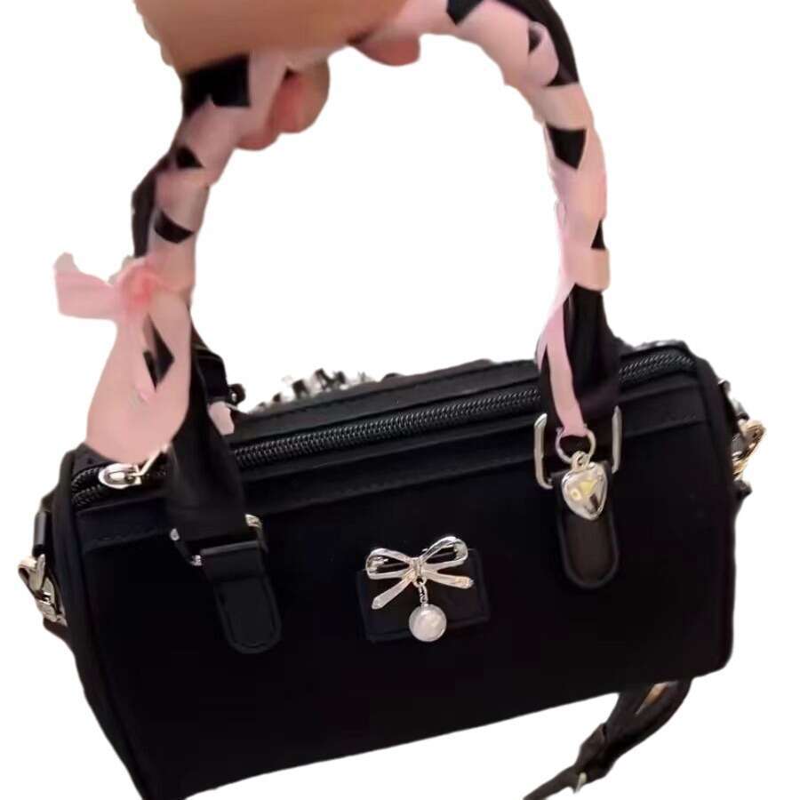 2024 new fashionable high-end handbag, niche girl heart butterfly bow, Boston commuting single shoulder diagonal cross bag