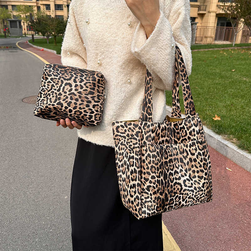 Mother and Child Bag Simple Commuter Shoulder Bag Large Capacity Tote Bag Versatile Soft PU Underarm Bag Can Be Added 241215